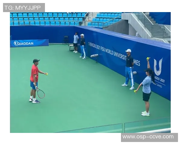 成都网球队包夹战术解析与网球热点动态探讨