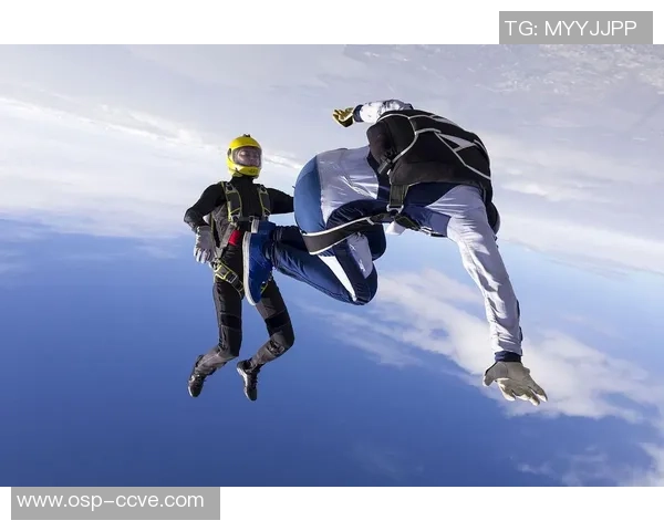 成都极限运动队的防反策略揭秘与极限运动的深度探索