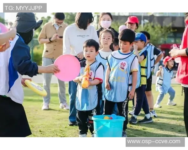 飞盘热潮席卷杭州飞盘队如何引领运动节奏的变革与发展